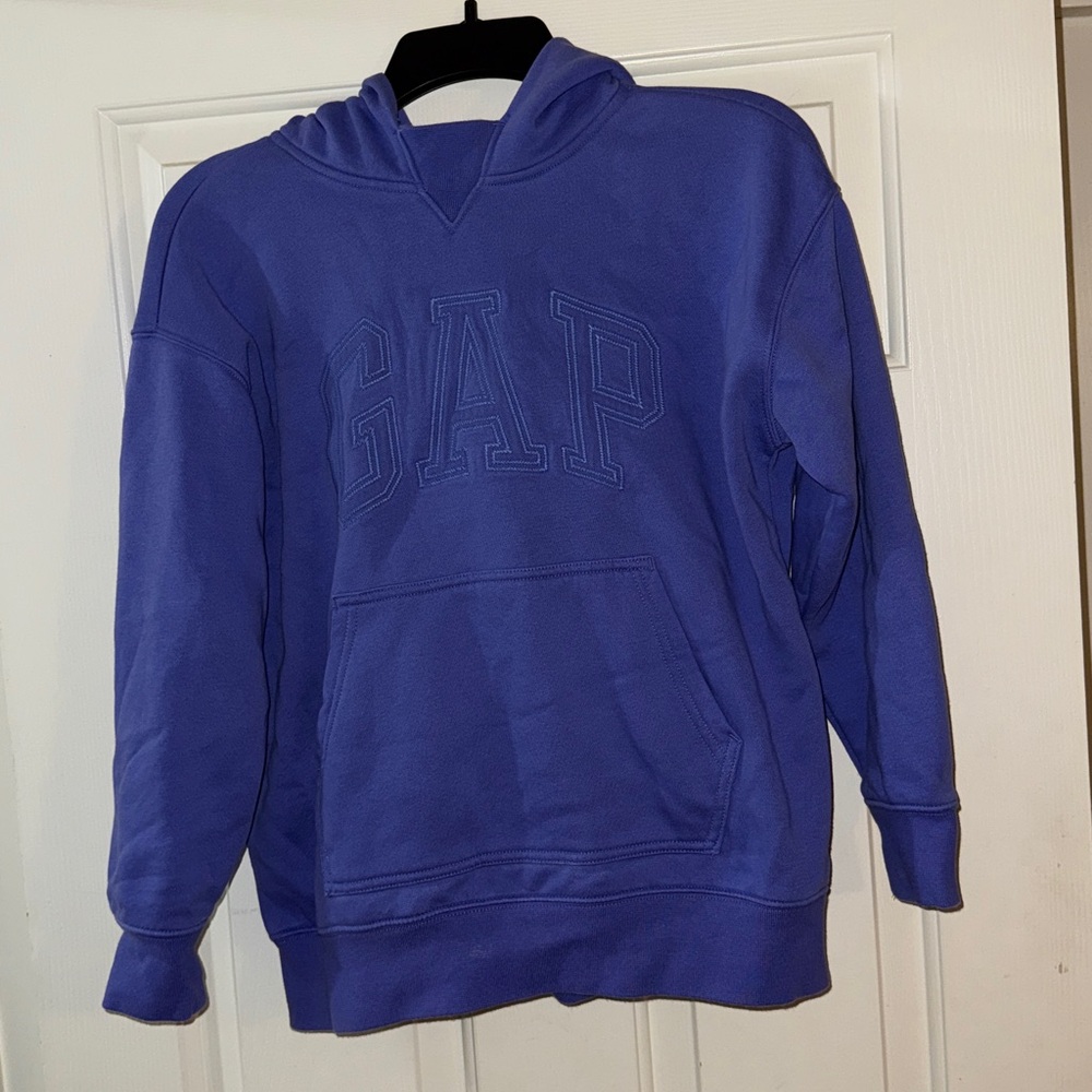 GAP Purple Hoodie with Logo.  Teen Girls Size 10.
